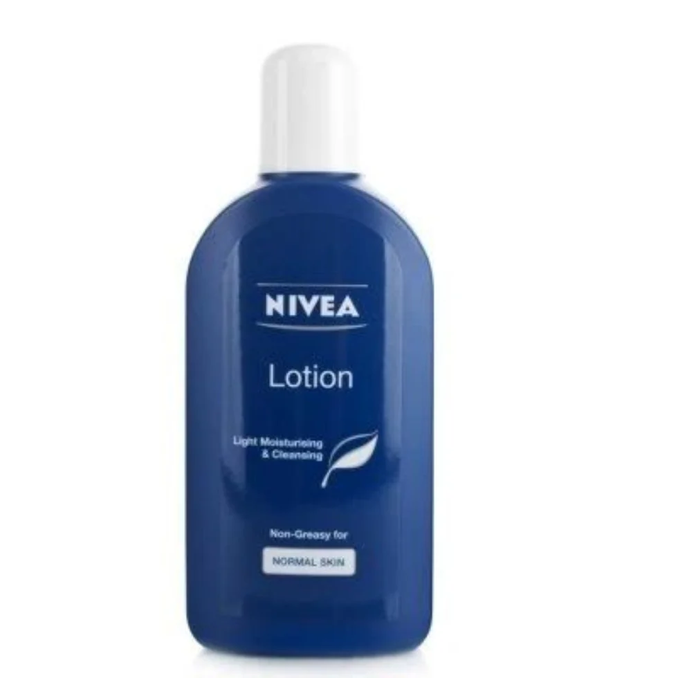 Nivea Light Moisturising Lotion 250ml | Cleansing & Hydration for Normal Skin